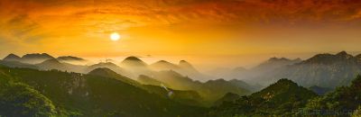 《香山日出》