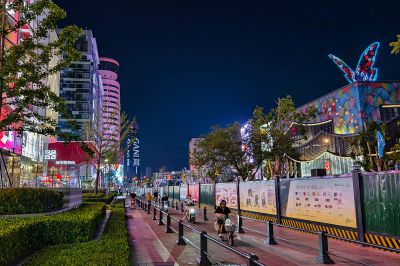泉城路的夜景2