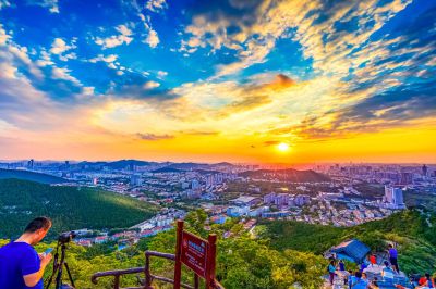 《历山夕照》