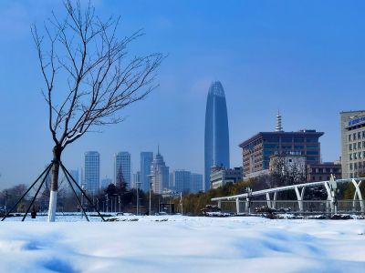 雪后泉城广场