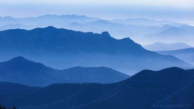 青山悠远