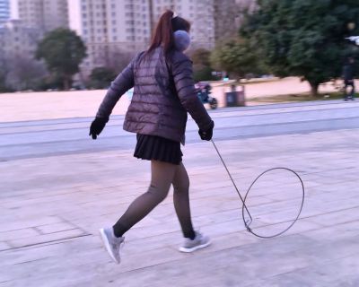 滚铁环