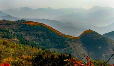 红山翠谷景色美（一）