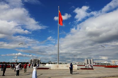 黑河市在水一方广场（中国最大的国旗）