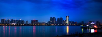 江滩夜景