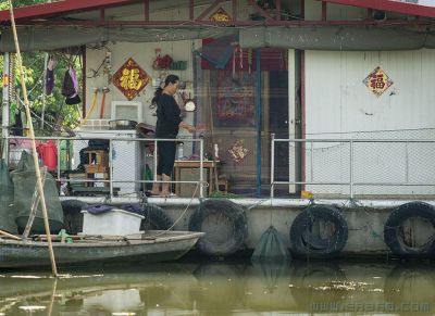 船头梳妆