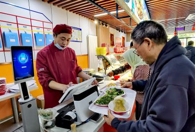 午餐