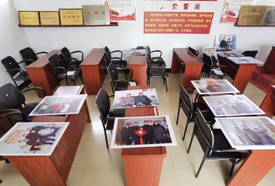 “与人民同行”新时代文明实践文艺志愿服务。