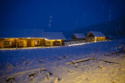 新疆北部秋色行摄之旅 —— 九月禾木第一场雪