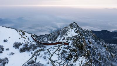 雪后日观峰