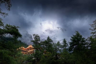 稻城冲古寺