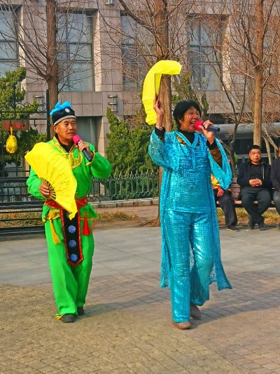 宁舍一顿饭 不舍二人转